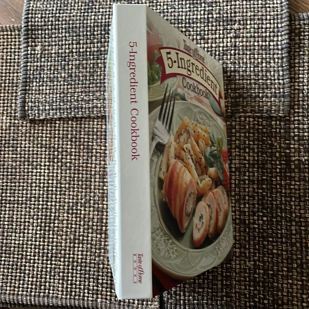 Taste Of Home like new